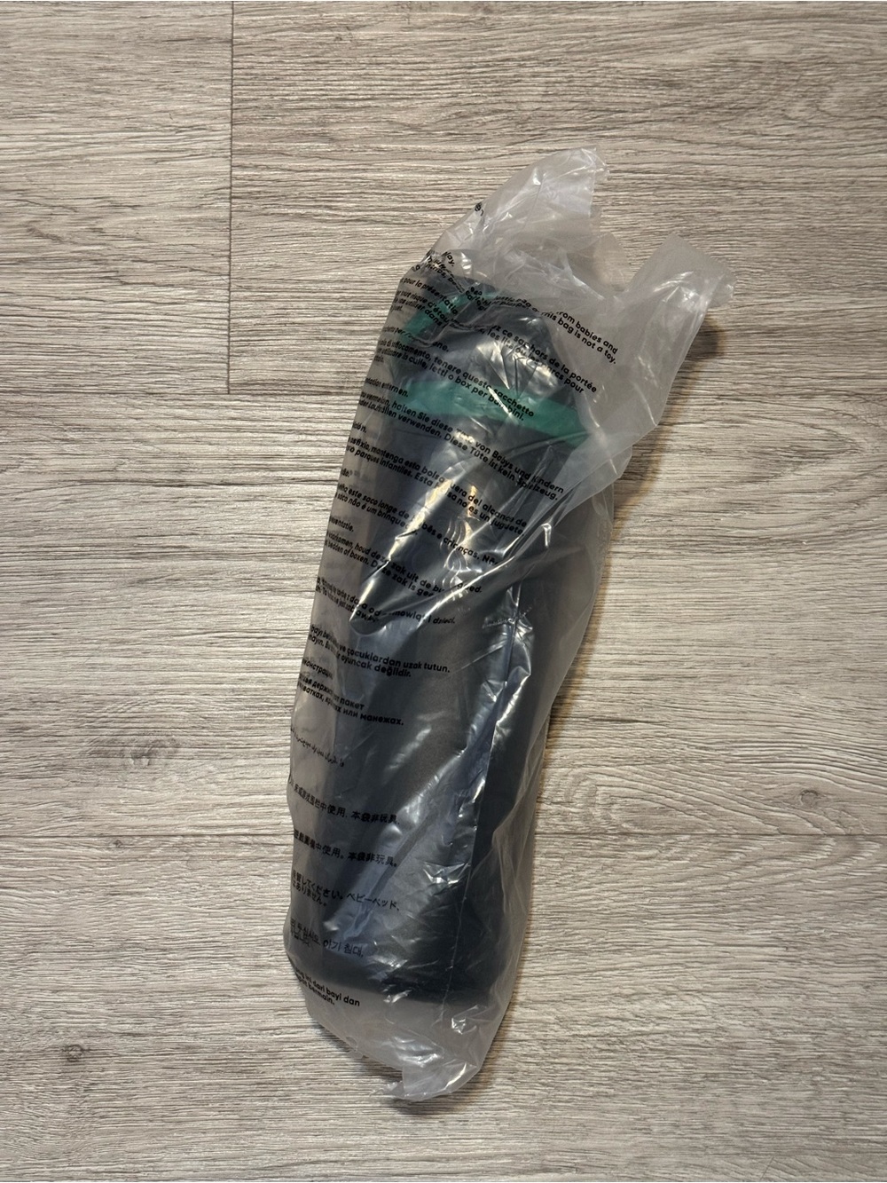 Starbucks x Owala FreeSip Black
Water Bottle - Picture 3 of 3